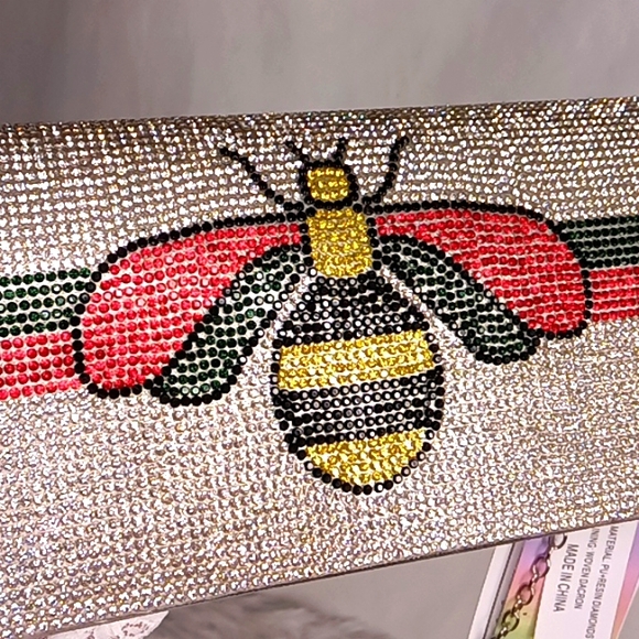 Bee Embellished Clutch Bag 🐝 - Picture 10 of 17